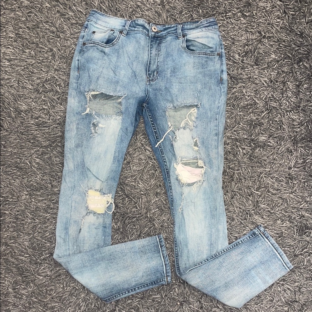 Serenede Stylish Light Blue Distressed men’s  Jeans size 36